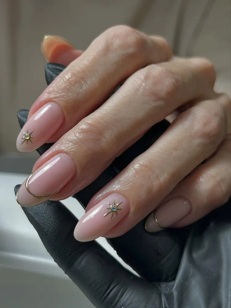 Celestial Star Gold Accent Nails