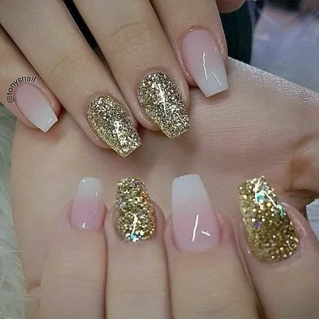 Glitter Glam Gold Accent Square Nails