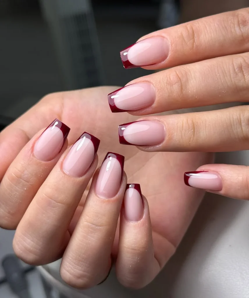 Deep French Tip That Stretches the Nail